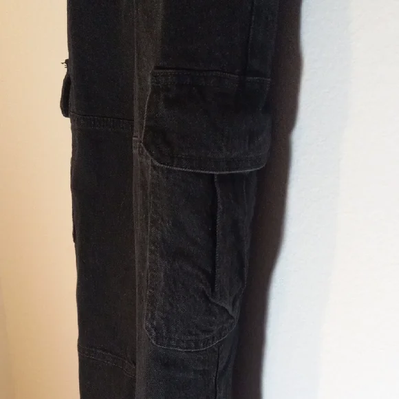 Isabel Maternity by Ingrid & Isabel Black Skinny Pants - Picture 4 of 8